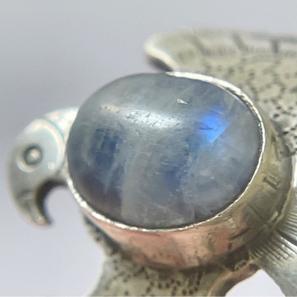 Sterling silver moonstone thunderbird ring - Picture 8 of 10